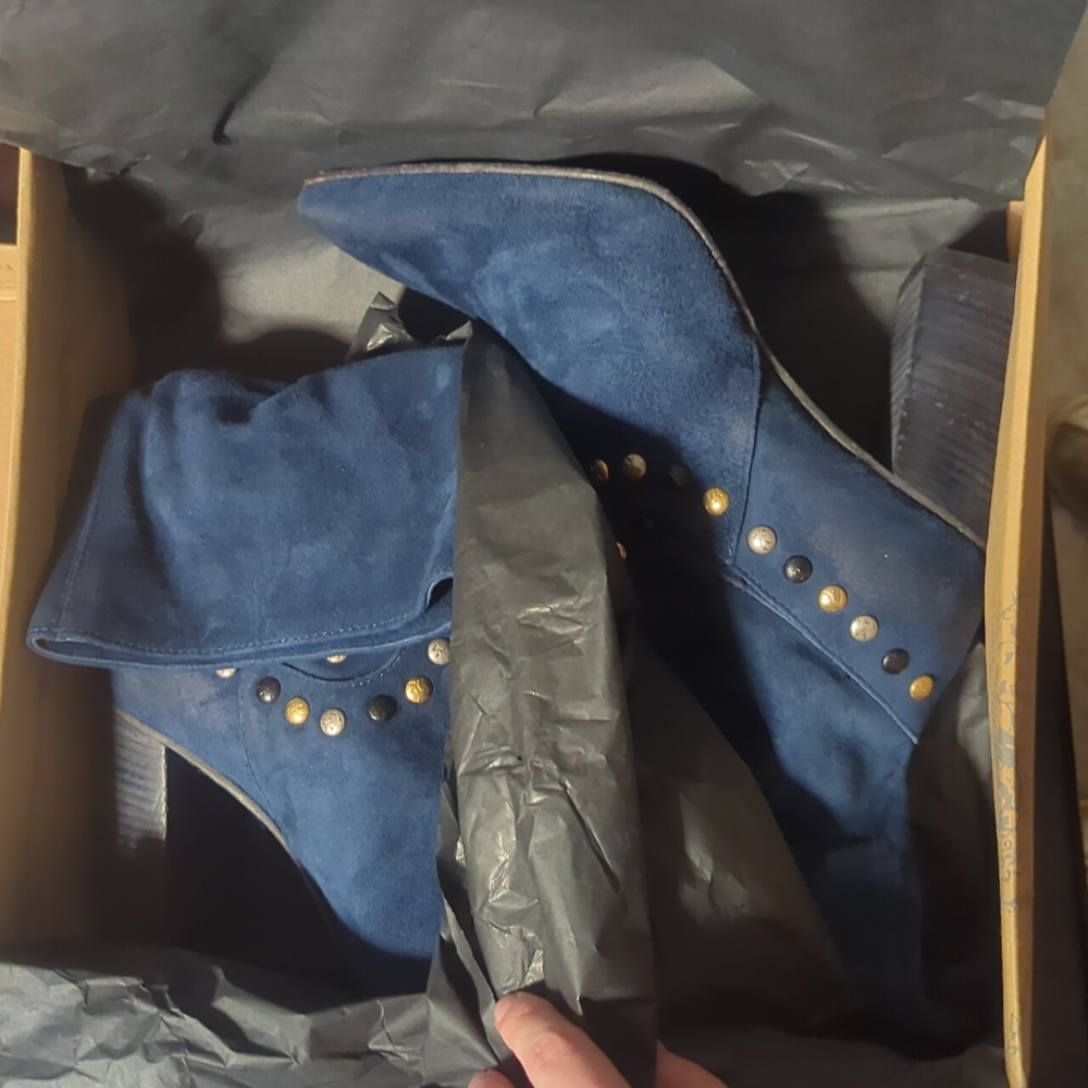 NWT Free People blue suede boots - Picture 10 of 12